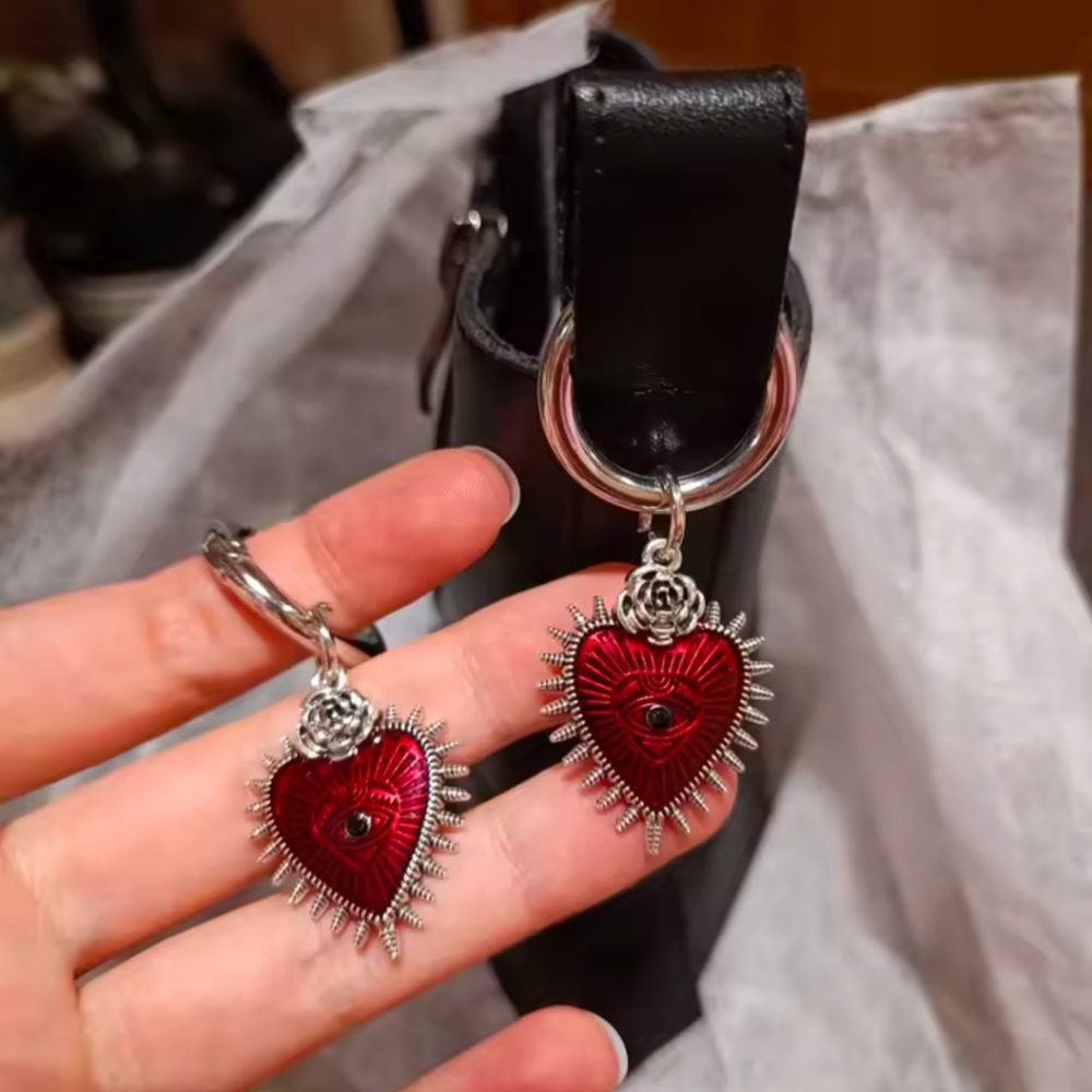 SHOE ACCESSORIES - Picture 2 of 5